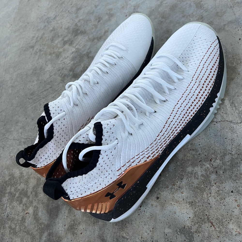 Men’s Size 15 (US) Under Armour Shoes